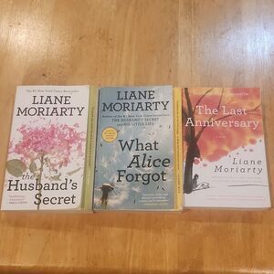 Liane Moriarty Romance Suspense Fiction Paperback 3 Books Bundle